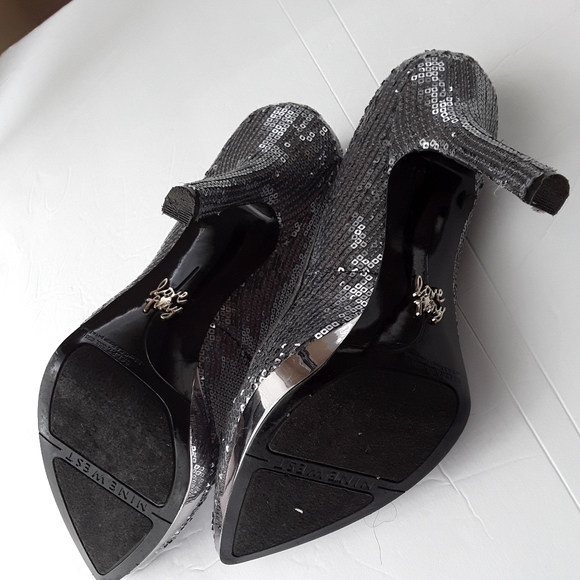 Heels silver party shoes - Picture 3 of 3